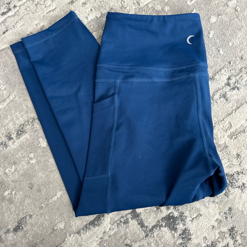 Blue capri Leggings